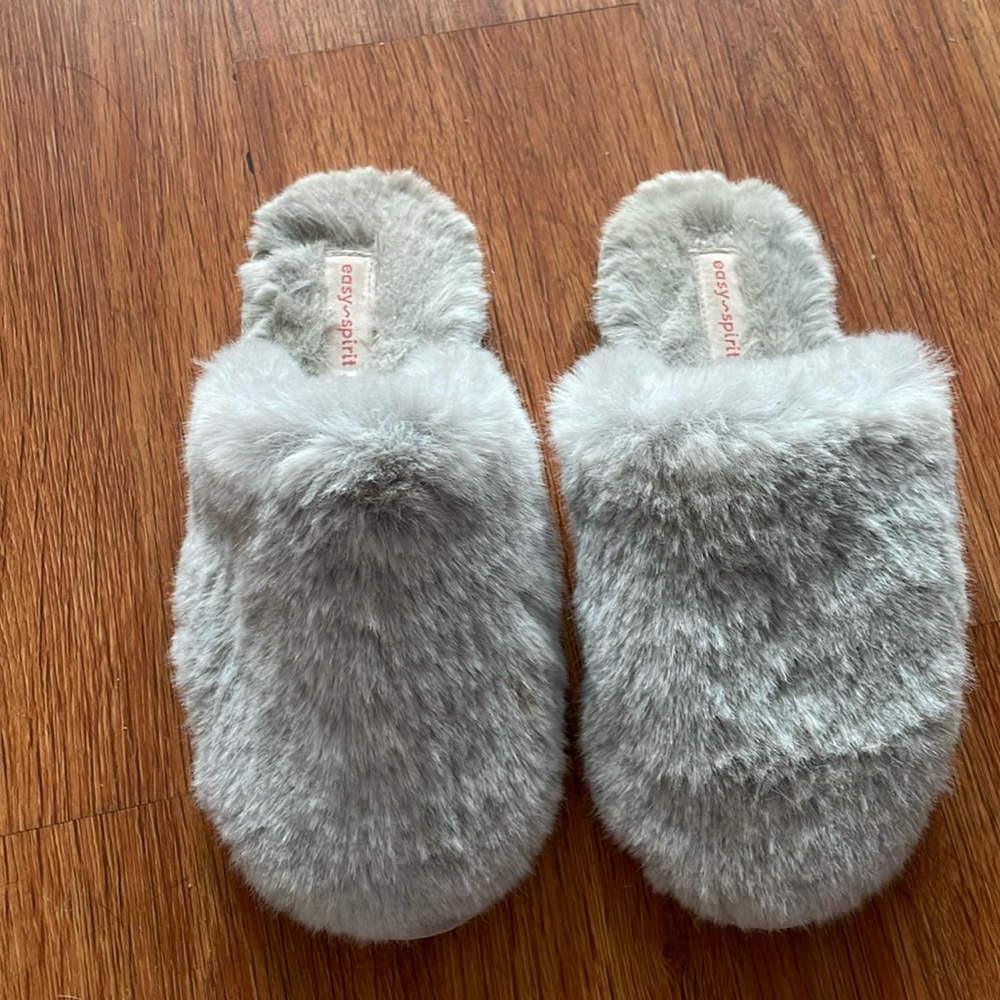 slippers, very very soft and comfortable, good material